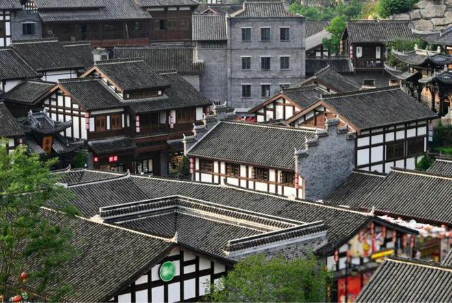 宁高宁出席企业家之夜:感觉回到了疫情前,大家聚会喝酒聊天很温暖
